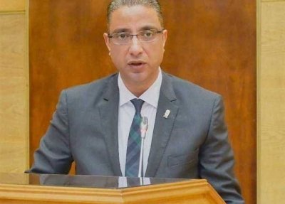الدكتور أحمد الأنصاري - صورة أرشيفية