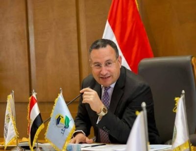 الدكتور عبد العزيز قنصوة وزير التعليم العالي- صورة أرشيفية